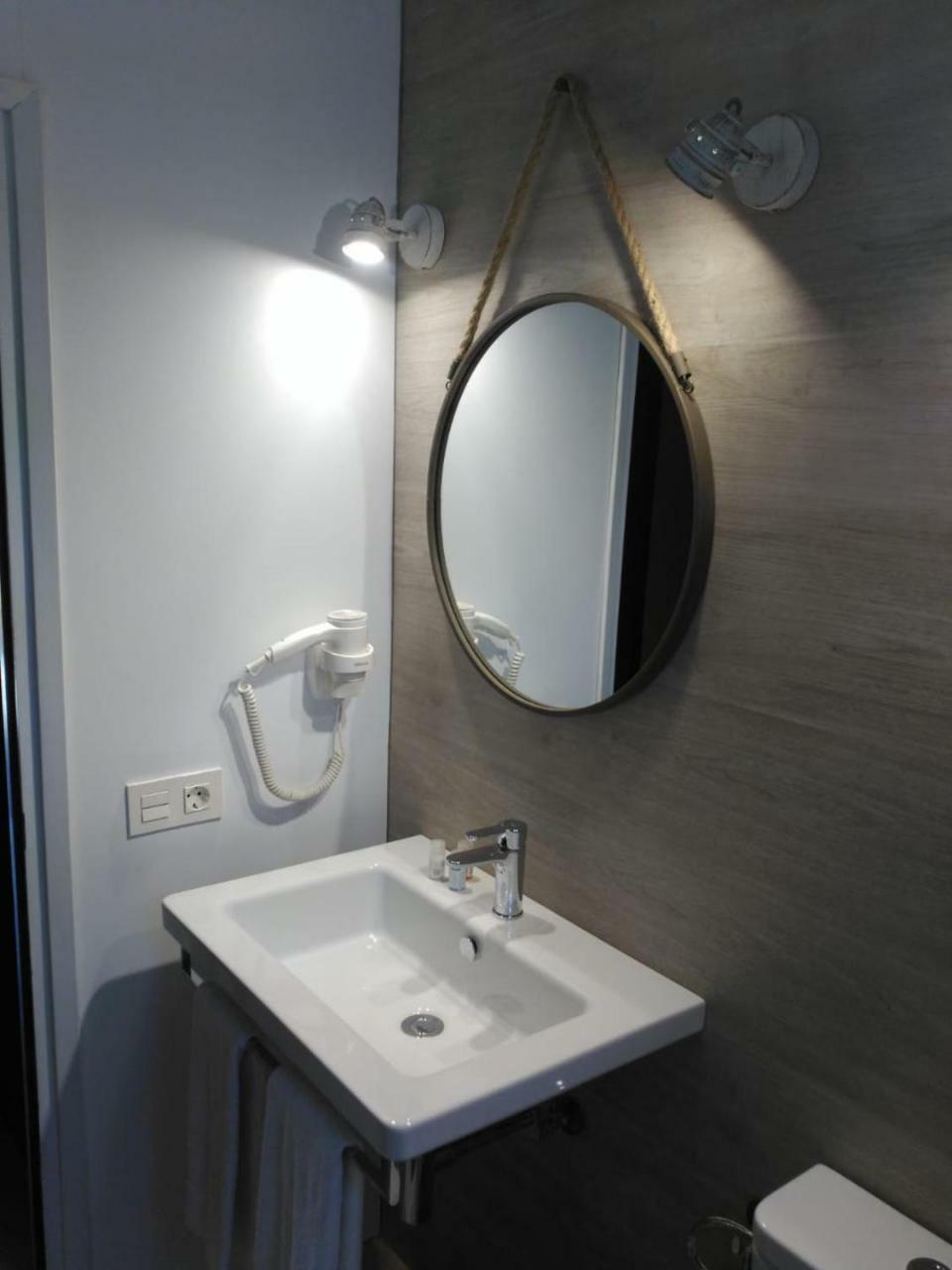 Apartamentos Costa Menorca Cala'N Bosch  Exterior foto