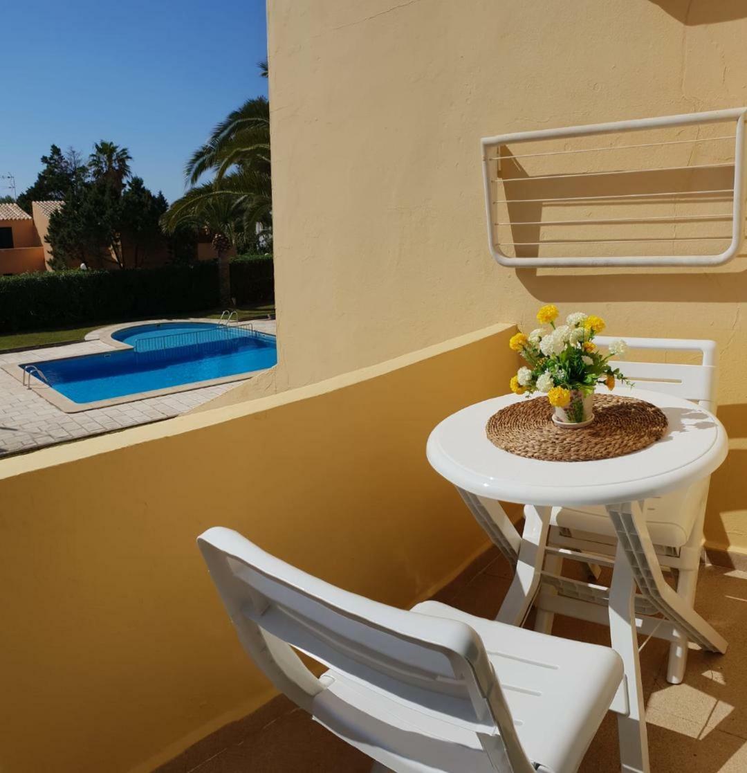 Apartamentos Costa Menorca Cala'N Bosch  Exterior foto